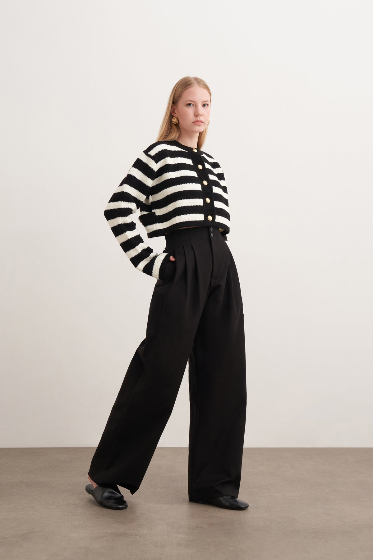 Kalın Çizgili Kısa Triko Hırka