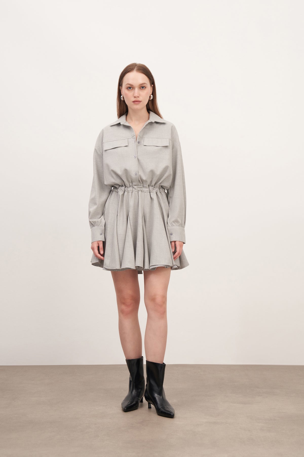 Volanlı Kısa Elbise