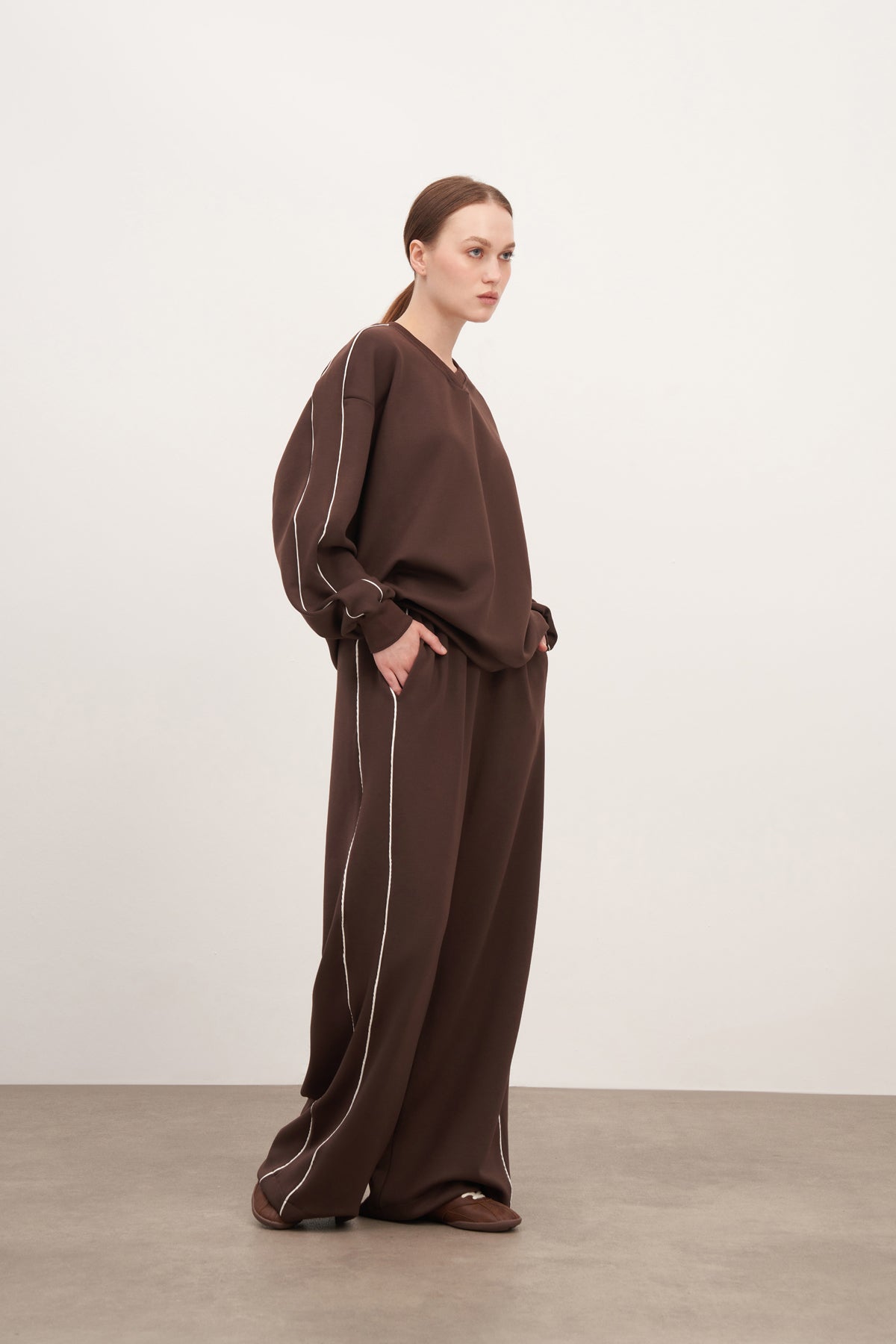 V Yaka Oversize Eşofman Takımı