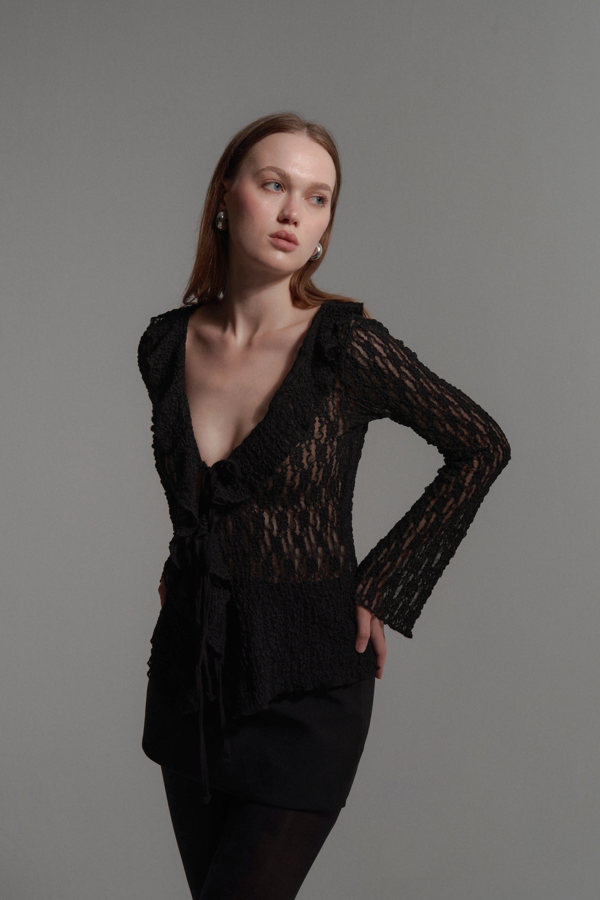 Dantel Volanlı Bluz