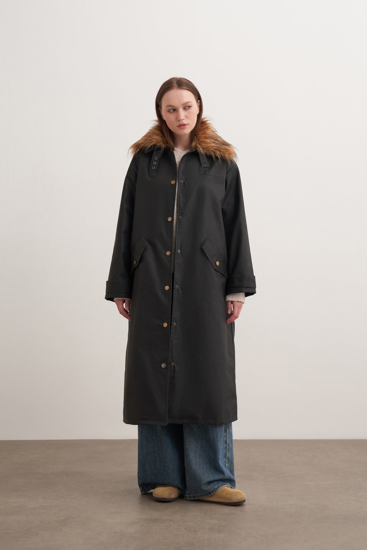 Mumlu Görünümlü Uzun Trençkot