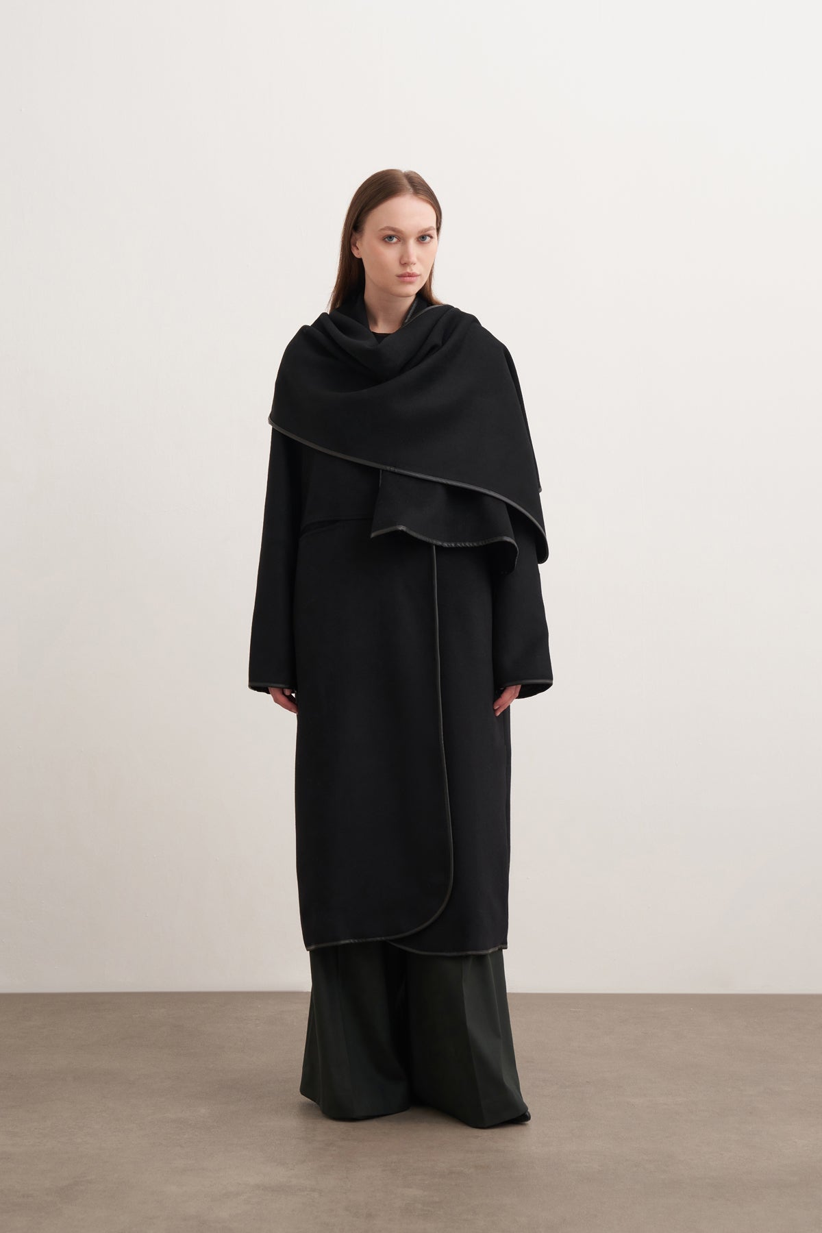 Şallı Uzun Kaşe Kaban