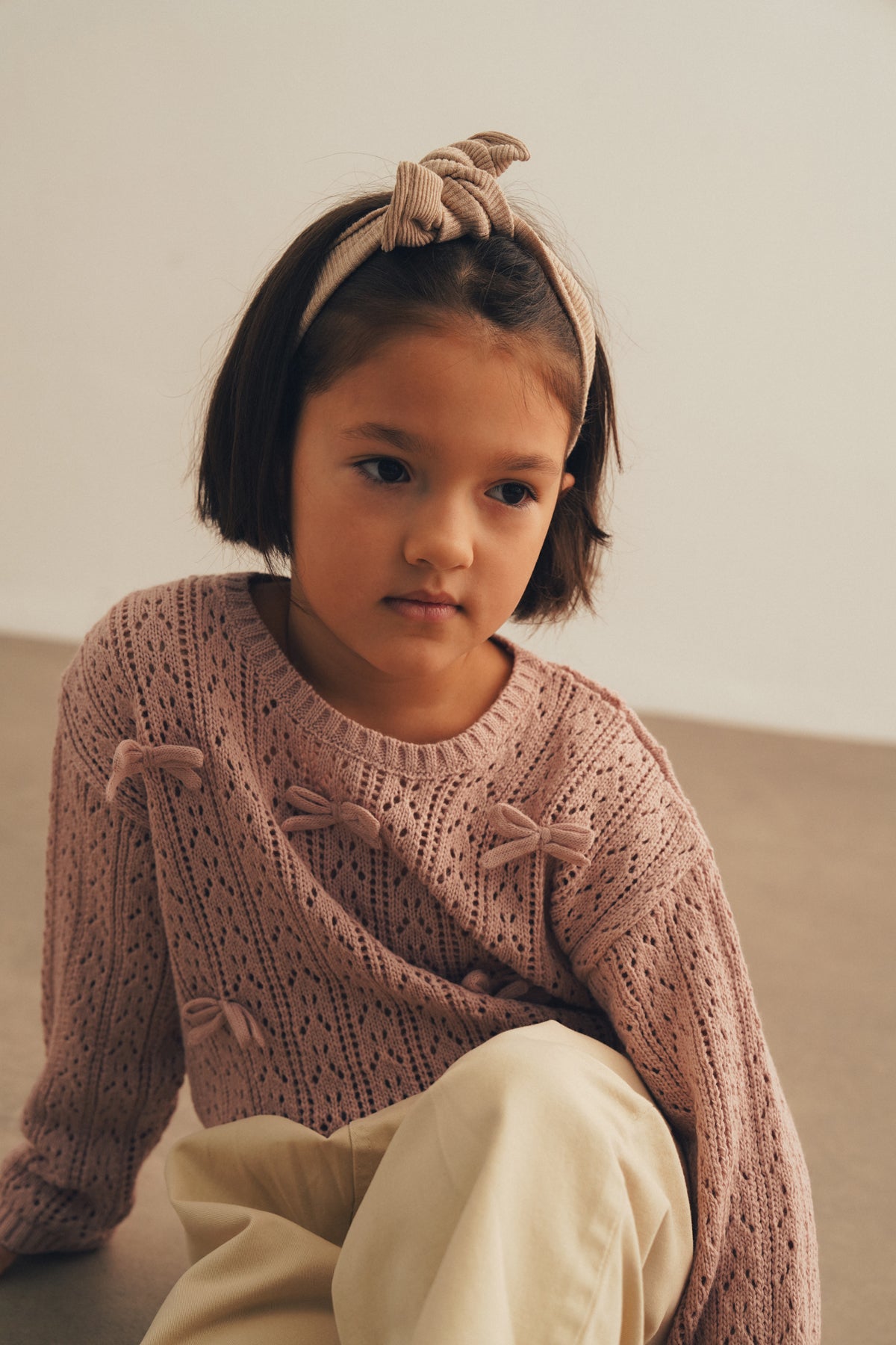 Kurdele Detaylı Triko Kazak