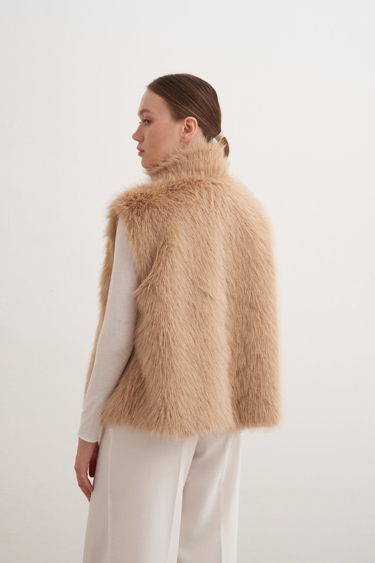 Fermuarlı Dik Yaka Kürk Yelek