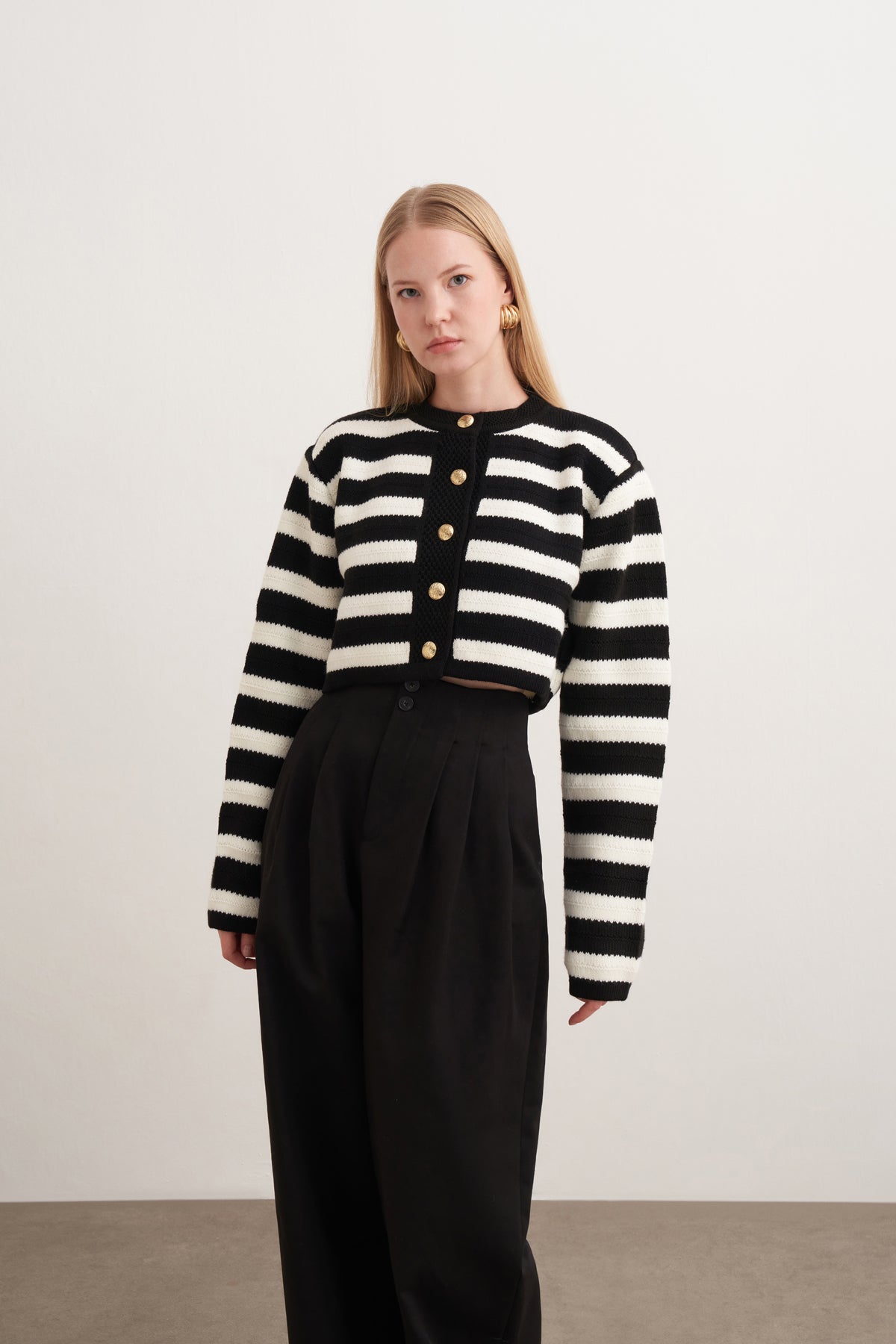 Kalın Çizgili Kısa Triko Hırka