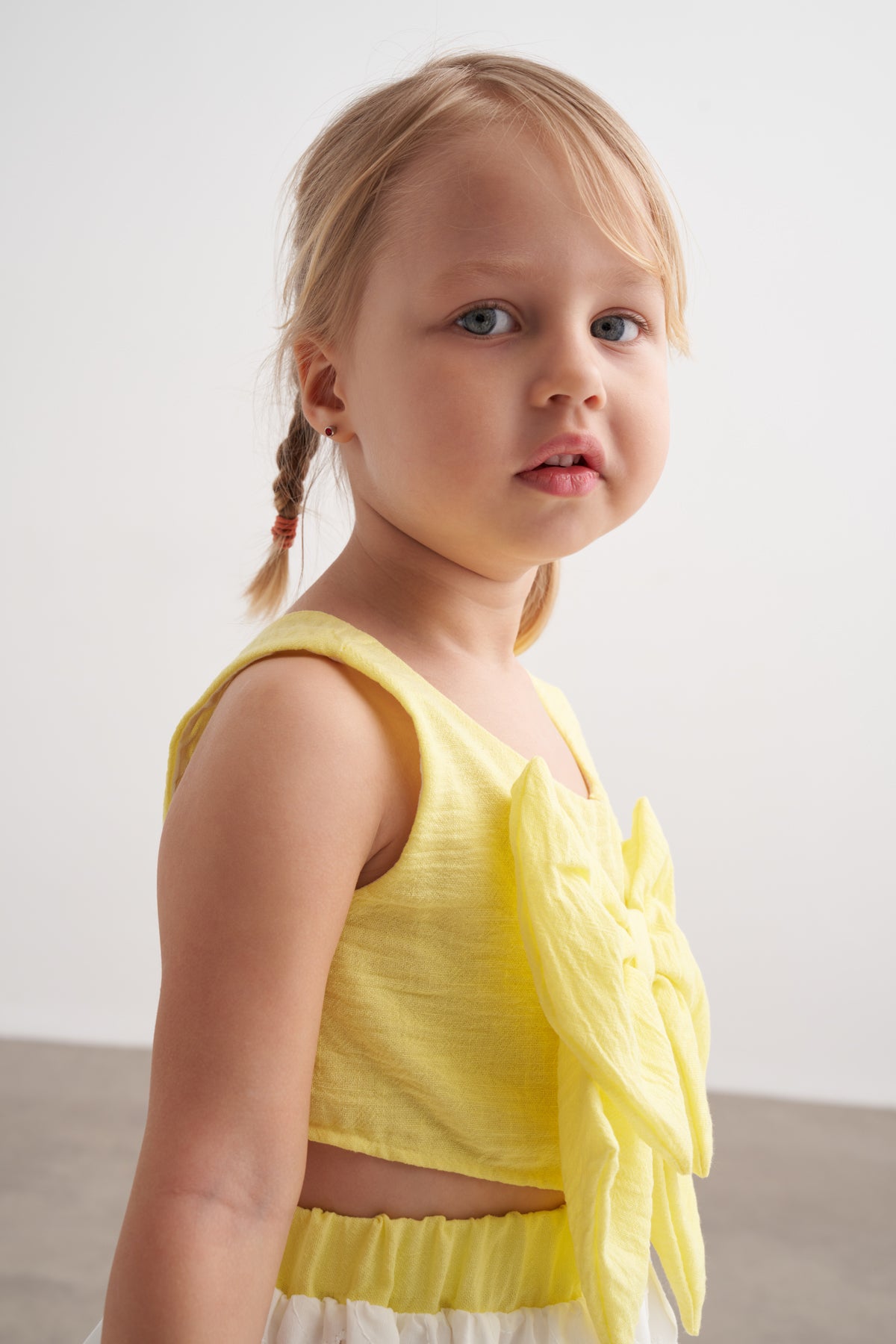 Fiyonk Detaylı Güpür Kolş Etekli Takım