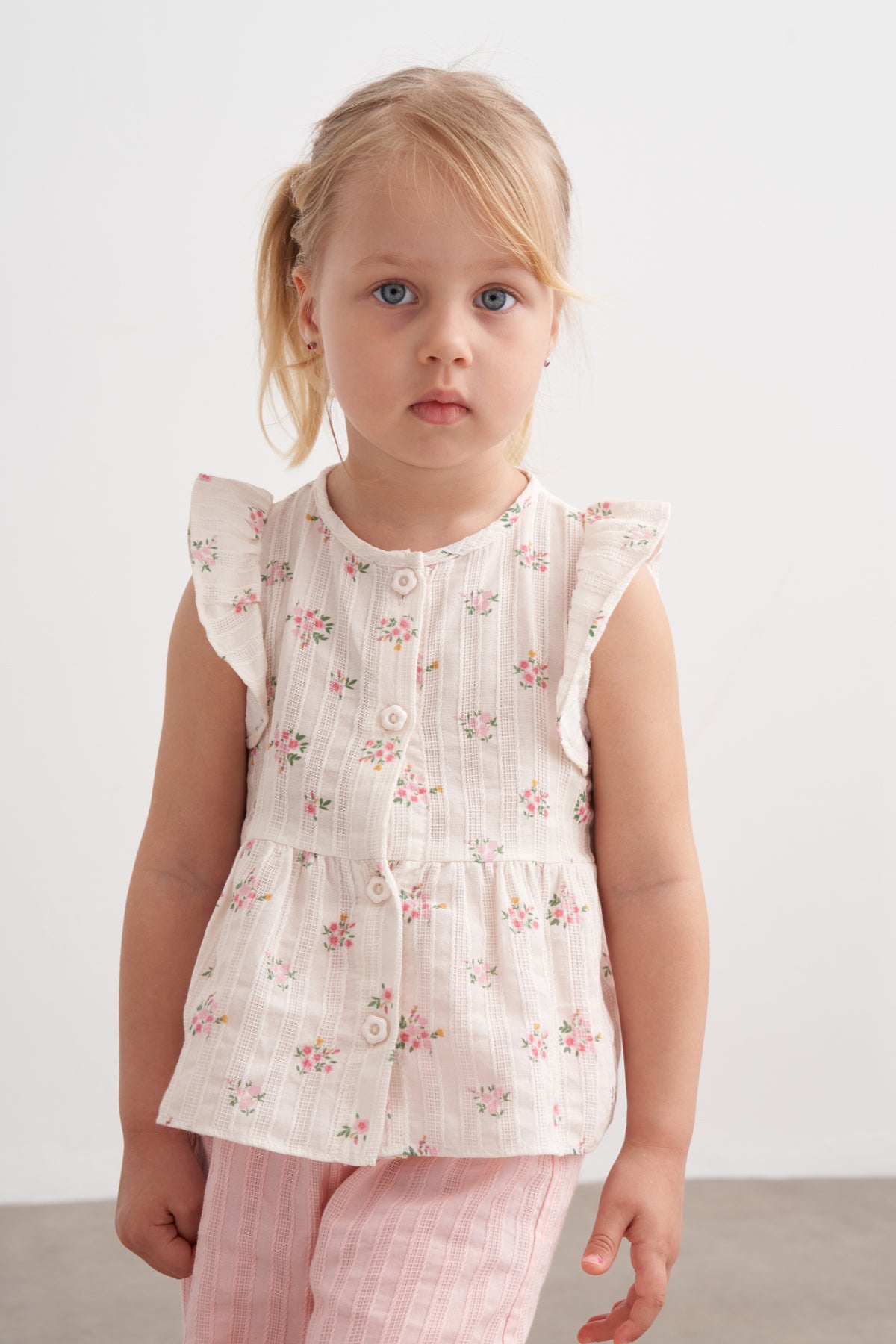 Kendinden Dokulu Çiçekli Gömlek Pantolon Takım