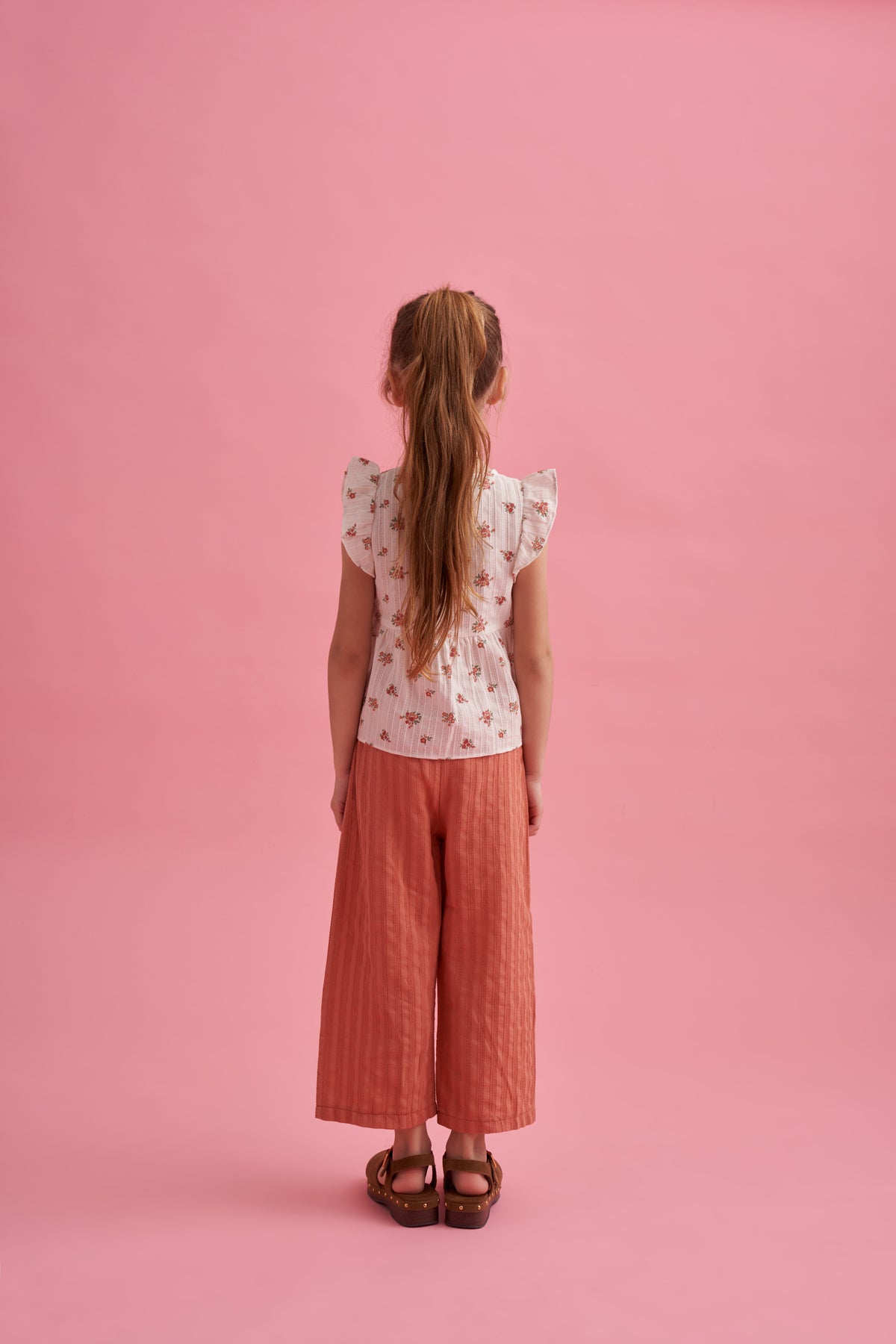 Kendinden Dokulu Çiçekli Gömlek Pantolon Takım