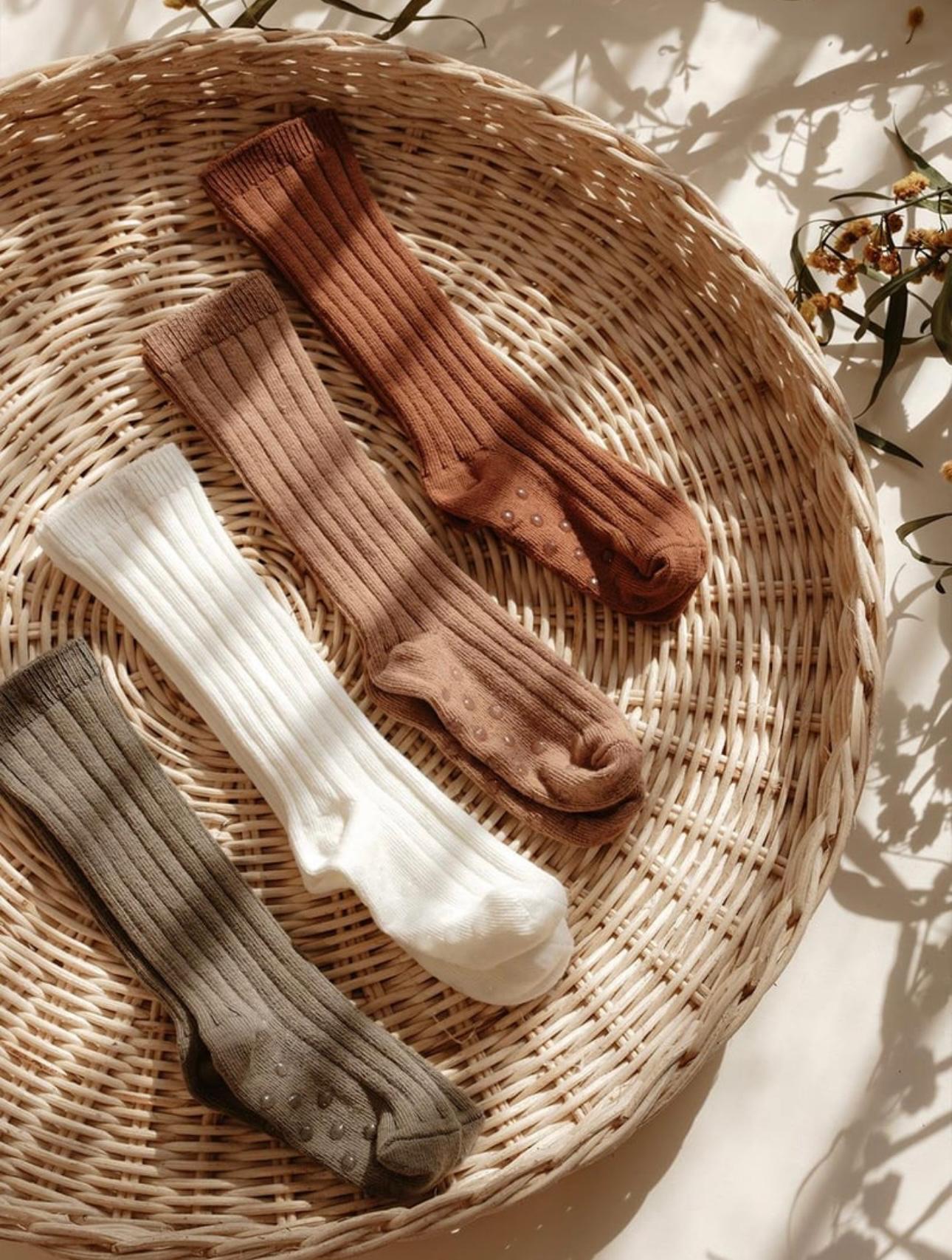 4'lü Dizaltı Çorap Seti