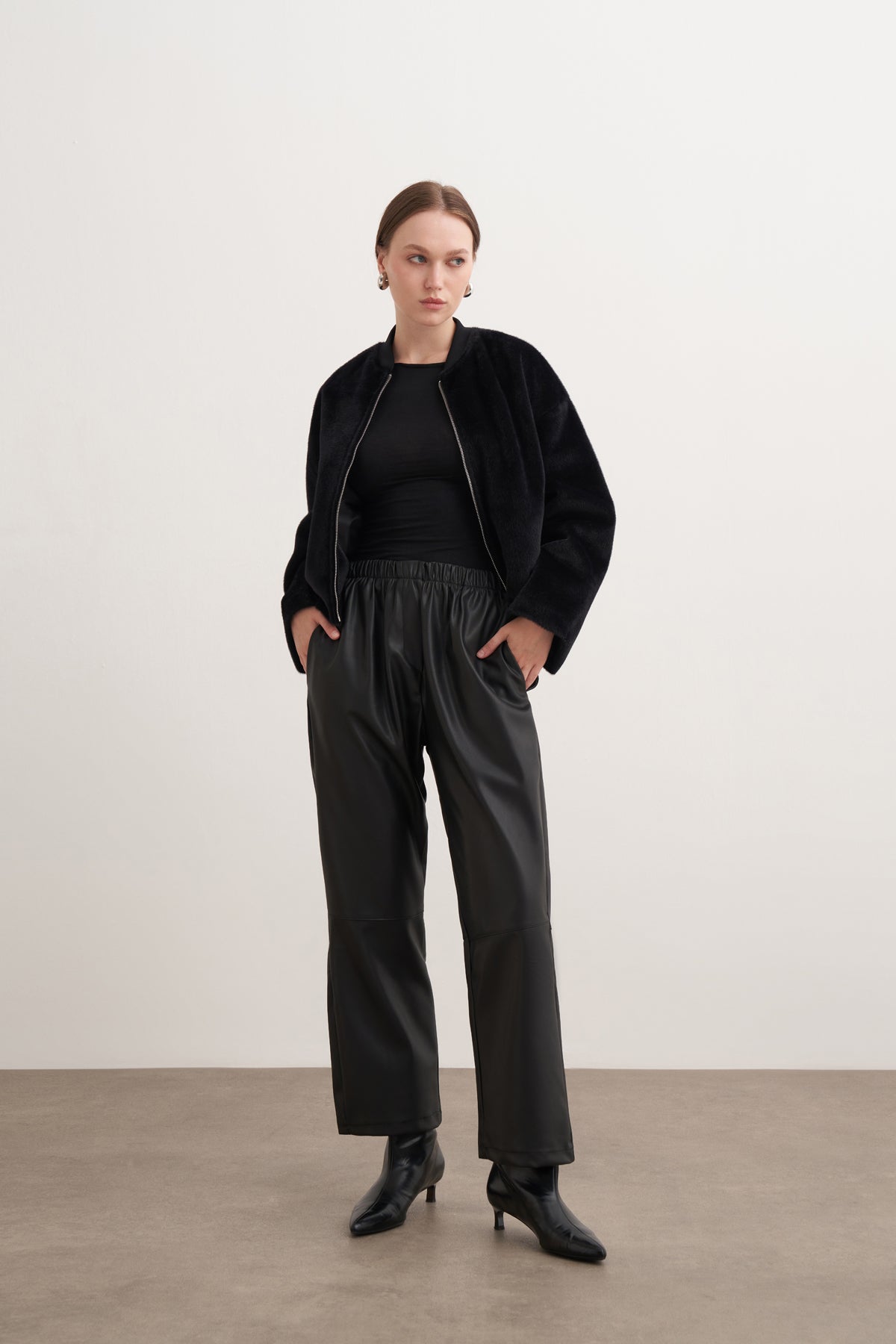 Beli Lastikli Deri Pantolon