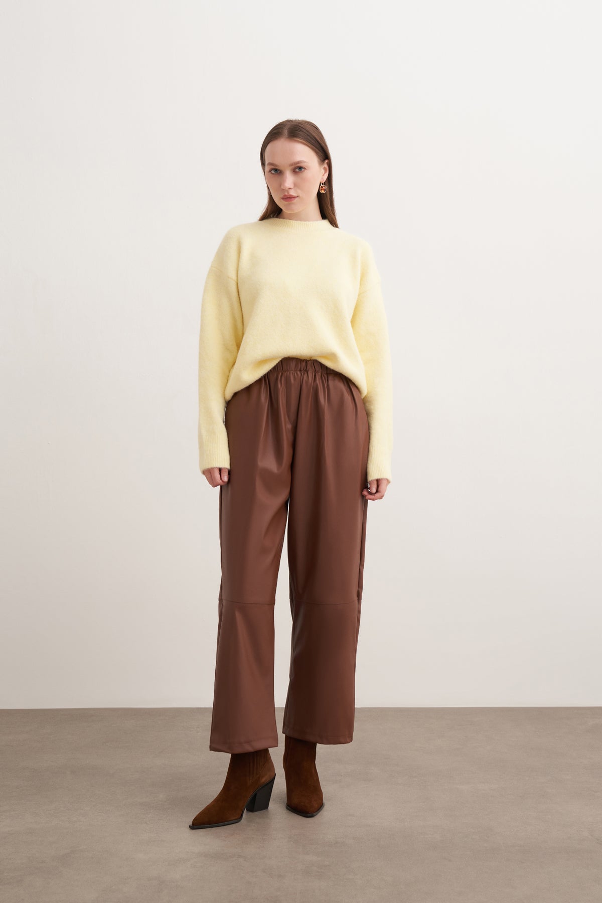 Beli Lastikli Deri Pantolon