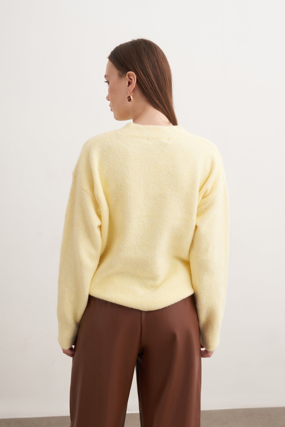 Yumuşak Dokulu Triko Kazak